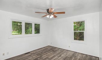 5779 Arrasmith Trl, Ames, IA 50010