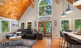 128 Vine St, Coventry, RI 02816