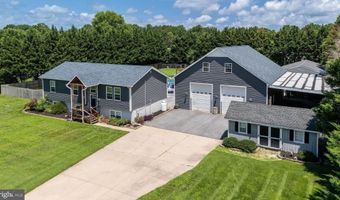 125 DICKENS Ln, Felton, DE 19943