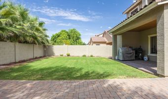 221 W Tahiti Dr, Casa Grande, AZ 85122