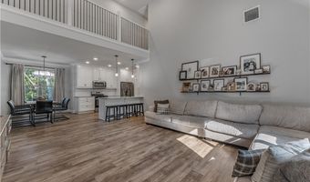 13 Hinckley Cir, Bella Vista, AR 72714