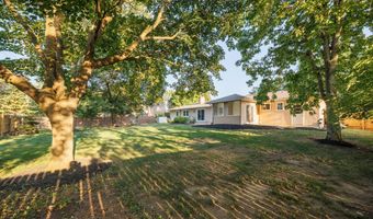 6174 Sunny Vale Dr, Columbus, OH 43228