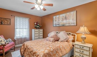 307 Blue Ridge Place Ct, Ballwin, MO 63011