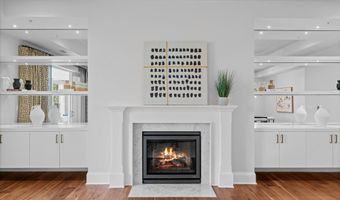8121 RIVER Rd 423, Bethesda, MD 20817