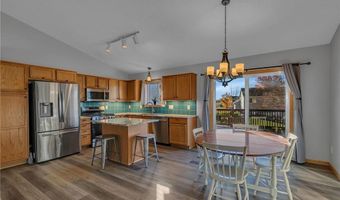 535 Highland St W, Annandale, MN 55302