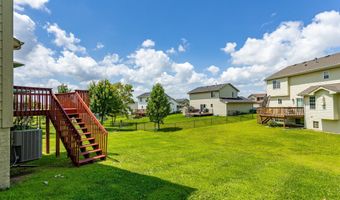 2010 SE Clover Ridge Dr, Ankeny, IA 50021