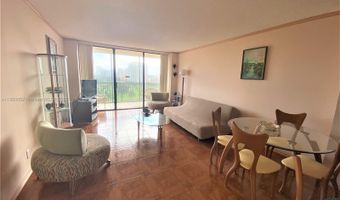 20379 W Country Club Dr 935-3, Aventura, FL 33180