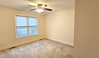 13521 Dykeland Rd, Amelia Court House, VA 23002