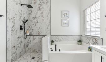 859 Springchase Dr, Austell, GA 30168