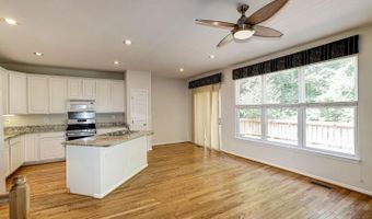 6563 MCKENNA Way, Alexandria, VA 22315