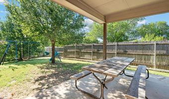 405 Magnolia St, Hico, TX 76457