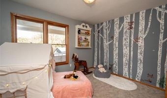 1140 N 100th Rd, Baldwin City, KS 66006