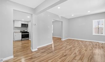 1106 Wade St, Aliquippa, PA 15001