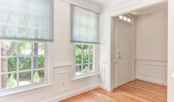 315 S HENRY St S, Alexandria, VA 22314