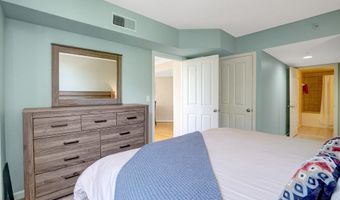 2220 N FAIRFAX Dr 308, Arlington, VA 22201