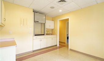 215 Toll Gate Rd 308, Warwick, RI 02886