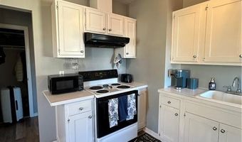 49 E Bowery St 3, Newport, RI 02840