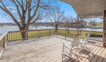 150 Yacht Club Cir, Altamont, MO 64640