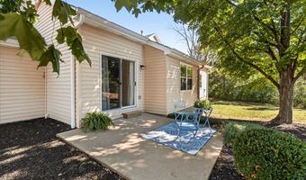 1428 Tahoe Valley Ct, Ballwin, MO 63021