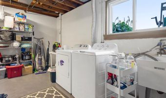 1140 Wing Dr, Ann Arbor, MI 48103