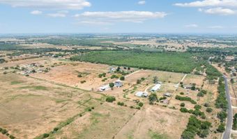 2355 Stuart Rd, Adkins, TX 78101