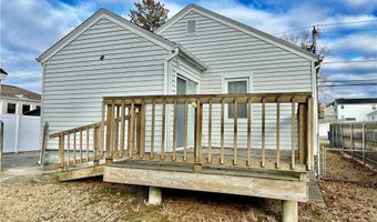 2 Locust Ave, North Providence, RI 02911
