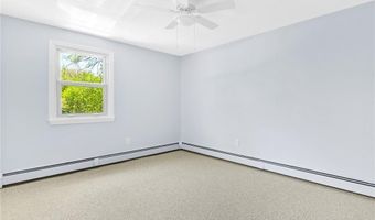 2 Betsy Williams Ct, Johnston, RI 02919