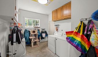 1614 Wolverine St, Anchorage, AK 99504