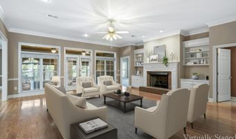 525 Ridge Cir, Brandon, MS 39047