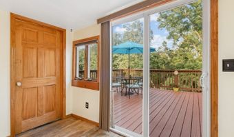 226-248 Barrett Rd, Alloway, NJ 07422