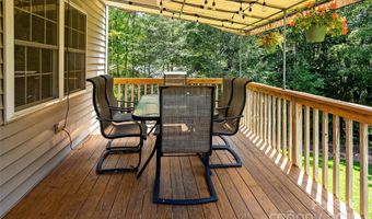 6 Oak Grove Rd, Arden, NC 28704