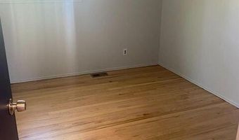 2160 Georgetown Blvd, Ann Arbor, MI 48105