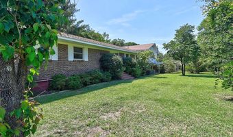 202 Christopher Dr, Abbeville, AL 36310