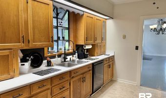 404 E Horner St, Atmore, AL 36502