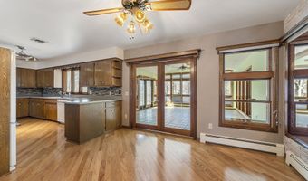1303 SW 3RD Ave, Aledo, IL 61231