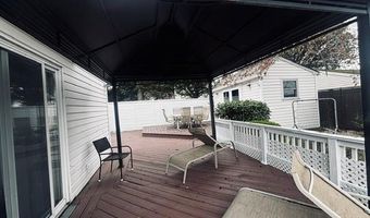 53 Coolidge Ave, Amity Harbor, NY 11701