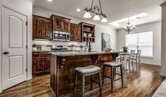 1937 Lester Ave, Bartlesville, OK 74006
