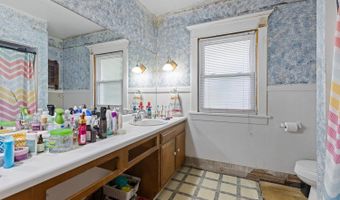 306 N McKenzie St, Adrian, MI 49221