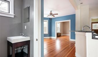 5 Cummings Rd, Newport, RI 02840