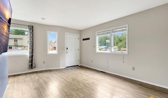 7676 Snow View Dr, Anchorage, AK 99507