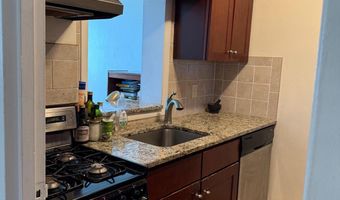 1121 ARLINGTON Blvd 216, Arlington, VA 22209