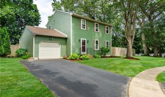 65 Jeri Lynn Cir, Warwick, RI 02886