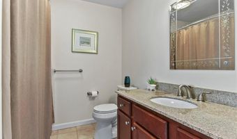2 Gray Coach Ln 210, Cranston, RI 02921