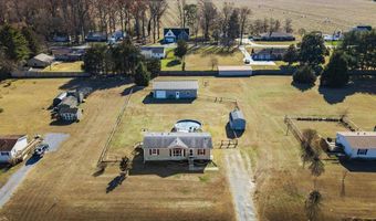 208 Fernwood Dr, Harrington, DE 19952