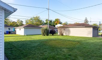 1717 E LINDBERGH St, Appleton, WI 54911