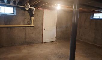 16 Fyffe Ave, Cranston, RI 02920