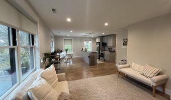 1702 Hill St, Ann Arbor, MI 48104