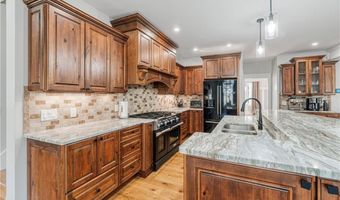 236 Tomaquag Rd, Hopkinton, RI 02804