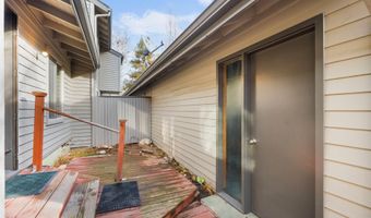 1009 E Strawberry Ln, Boise, ID 83712