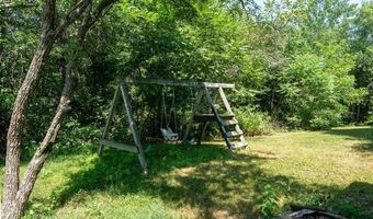 6 Joyce Ln, Raymond, NH 03077